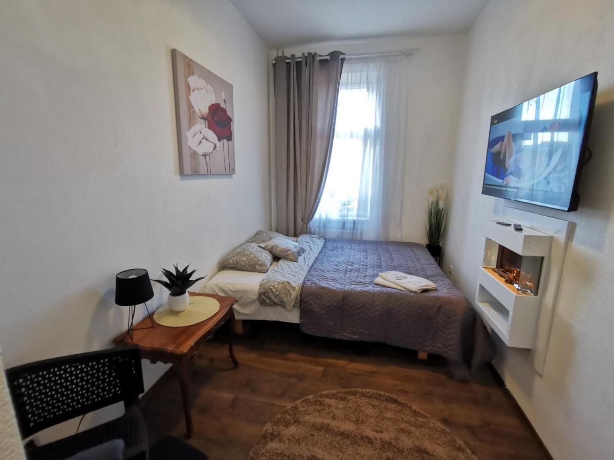 Small Studio Apartment Klaipėda Exterior foto