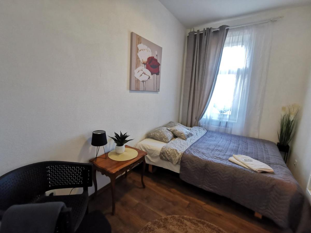Small Studio Apartment Klaipėda Exterior foto