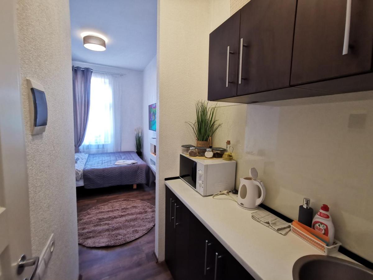 Small Studio Apartment Klaipėda Exterior foto