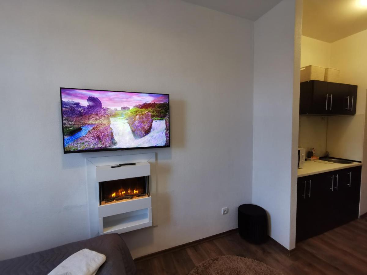 Small Studio Apartment Klaipėda Exterior foto