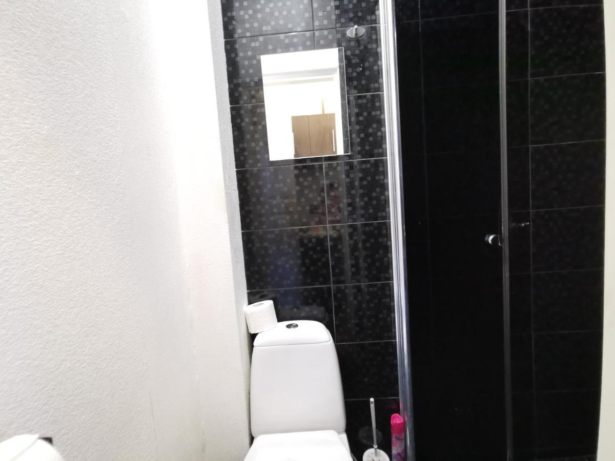 Small Studio Apartment Klaipėda Exterior foto
